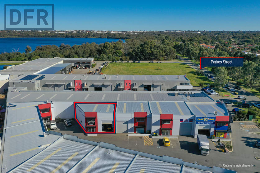 Click to view all images 4/5 Parkes Street Cockburn Central WA 6164 - Image 2