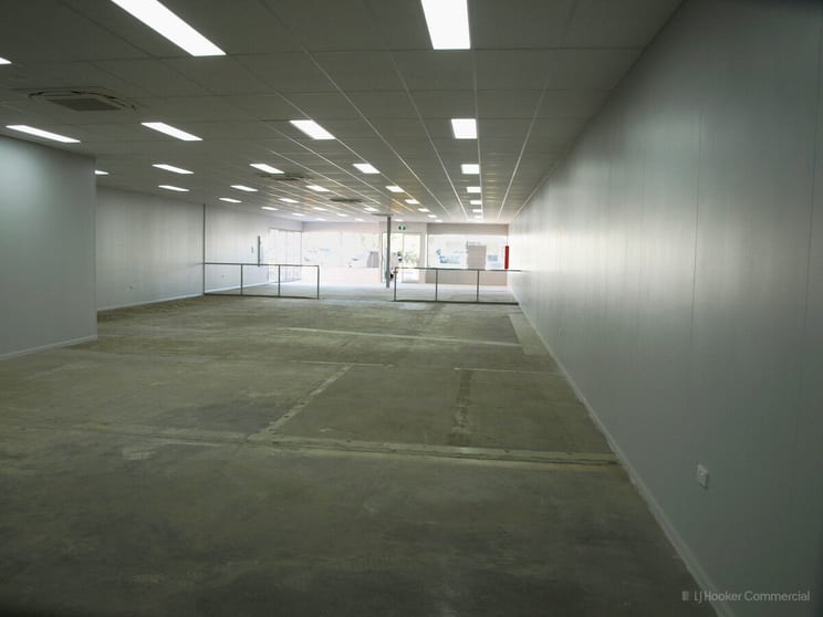 Click to view all images 46 Wyndham Street Roma QLD 4455 - Image 3