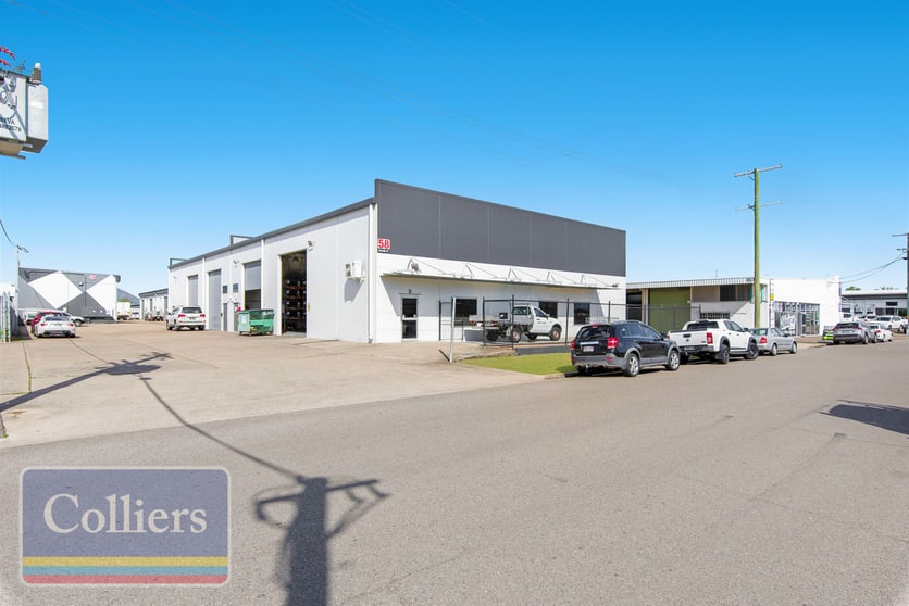 Click to view all images 5/62 Keane Street Currajong QLD 4812 - Image 3