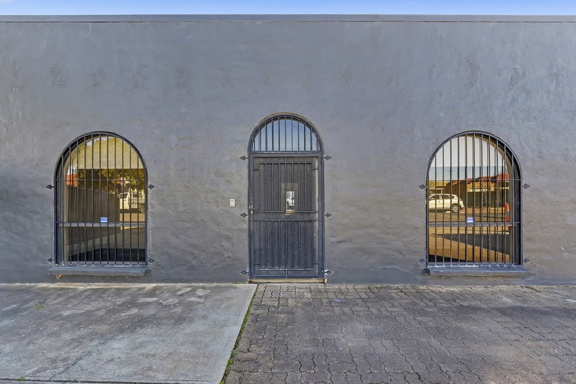 Click to view all images 25 Holland Street Thebarton SA 5031 - Image 2