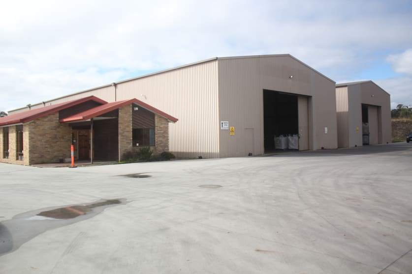 Click to view all images 3 Lamb Plce Cambridge TAS 7170 - Image 1
