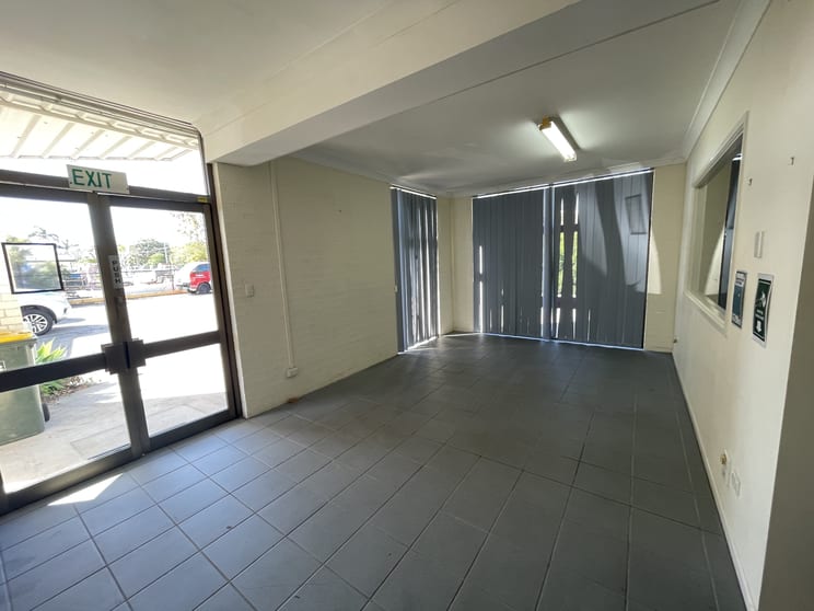 Click to view all images 5/50 Boyland Avenue Coopers Plains QLD 4108 - Image 3