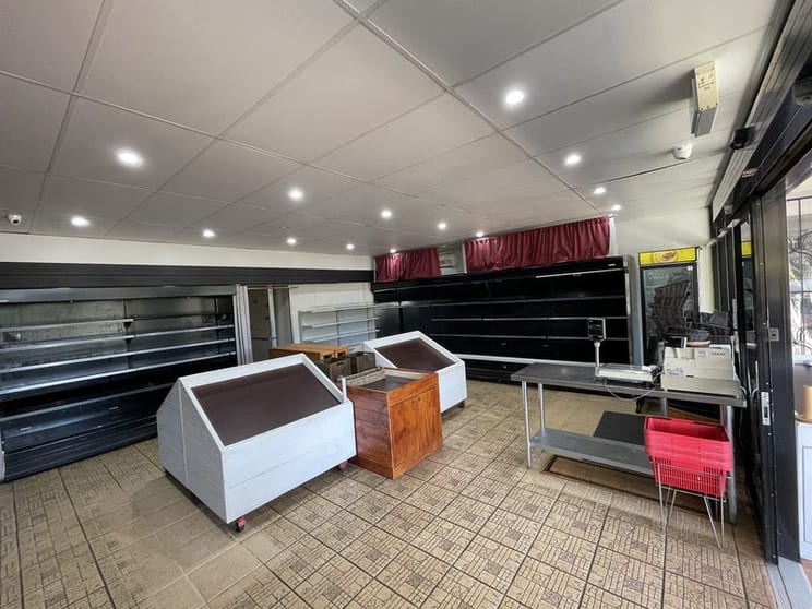 Click to view all images 3 Kersley Road Kenmore QLD 4069 - Image 3