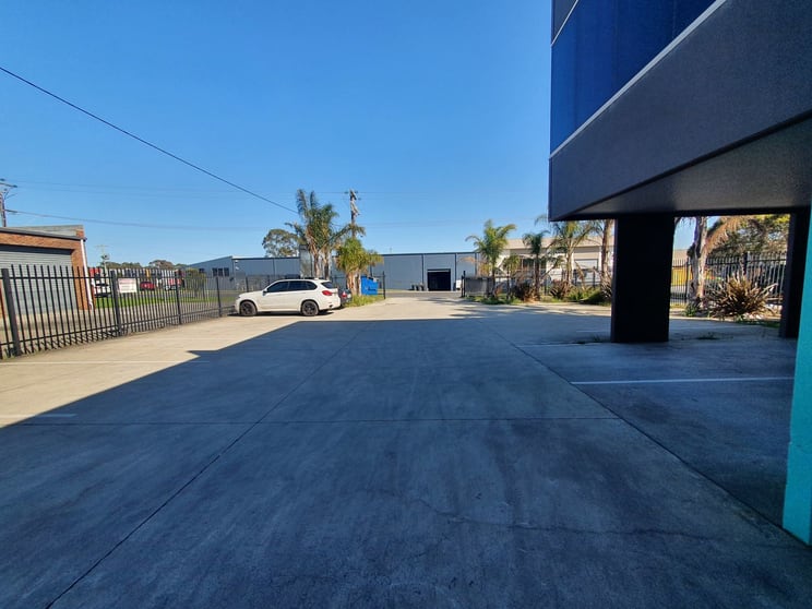 Click to view all images 2 Park Drive Dandenong South VIC 3175 - Image 3