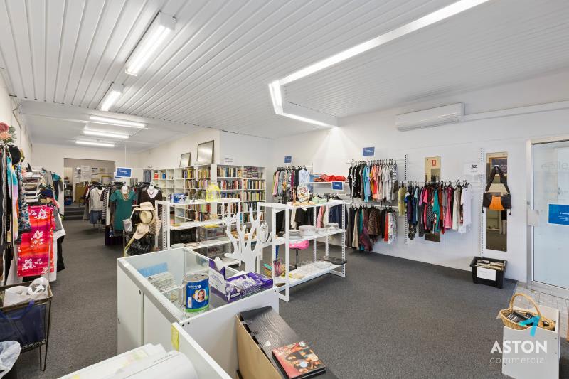 Click to view all images 351 Centre Road Bentleigh VIC 3204 - Image 3