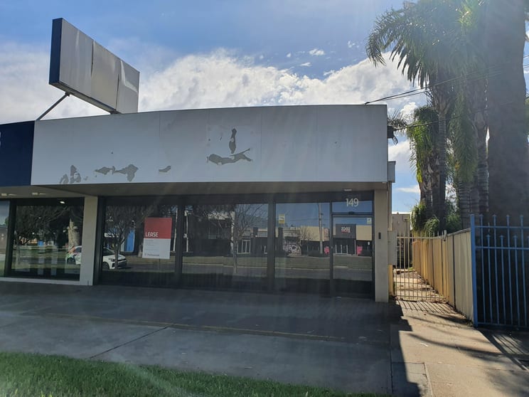 Click to view all images 149 Deakin Avenue Mildura VIC 3500 - Image 1