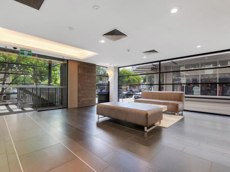 Click to view all images 22 Wandoo Street Fortitude Valley QLD 4006 - Image 3