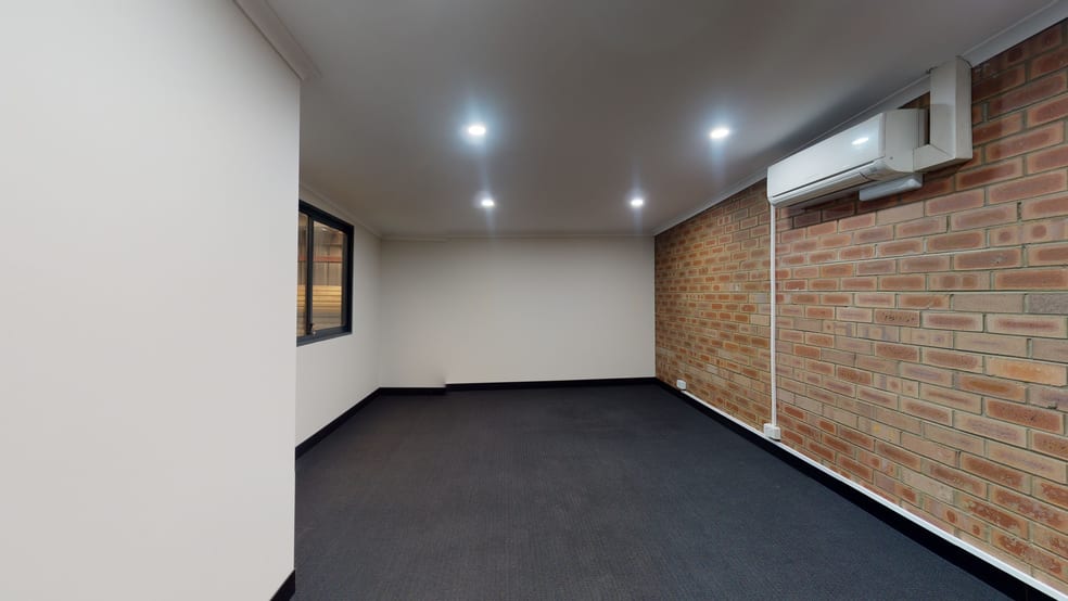 Click to view all images 3/7 Rivers Street Bibra Lake WA 6163 - Image 3