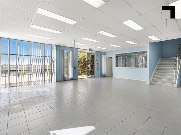 Click to view all images 25 Merri Concourse Campbellfield VIC 3061 - Image 2