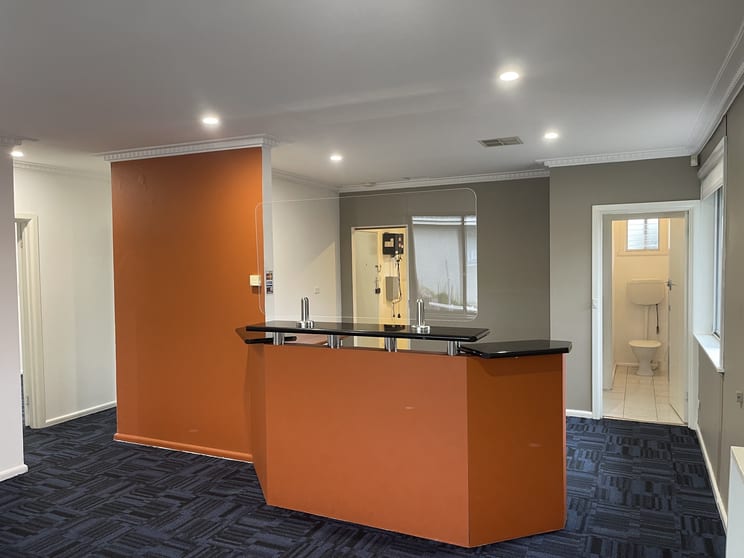 4/118-120 David Street Dandenong VIC 3175 - Image 2