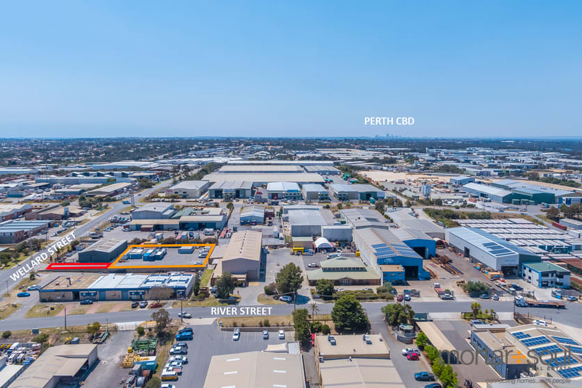 Click to view all images 42A Wellard Street Bibra Lake WA 6163 - Image 3