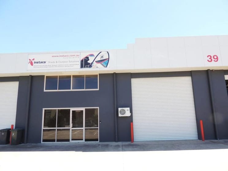 Click to view all images 2/39 Achievement Crescent Acacia Ridge QLD 4110 - Image 3