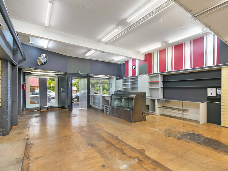 Click to view all images 9 Station Street Wentworth Falls NSW 2782 - Image 2