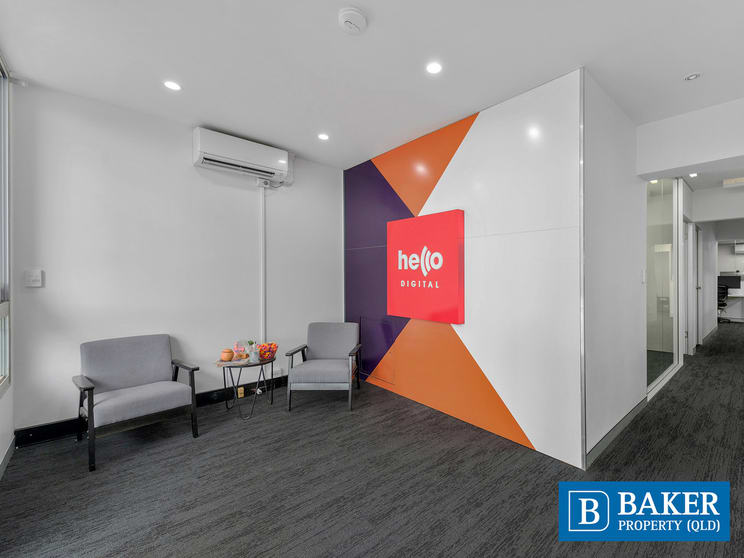 Click to view all images 160 Moray Street New Farm QLD 4005 - Image 2