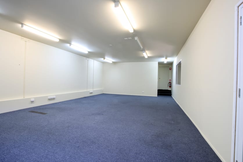 Click to view all images 62 Siganto Drive Helensvale QLD 4212 - Image 3