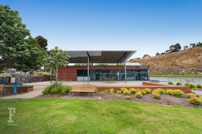 Click to view all images 45 Valley Lake Boulevard Keilor East VIC 3033 - Image 2