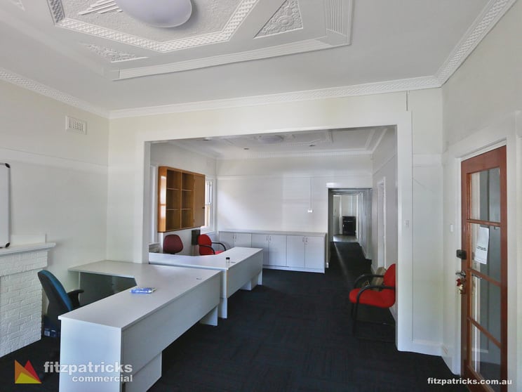 Click to view all images 46 Docker Street Wagga Wagga NSW 2650 - Image 2