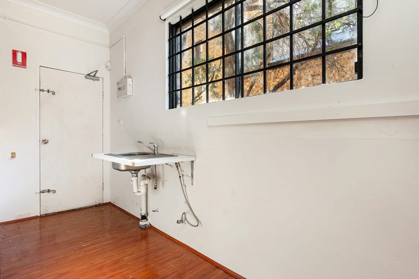 Click to view all images 47/61 Buckingham Street Surry Hills NSW 2010 - Image 3