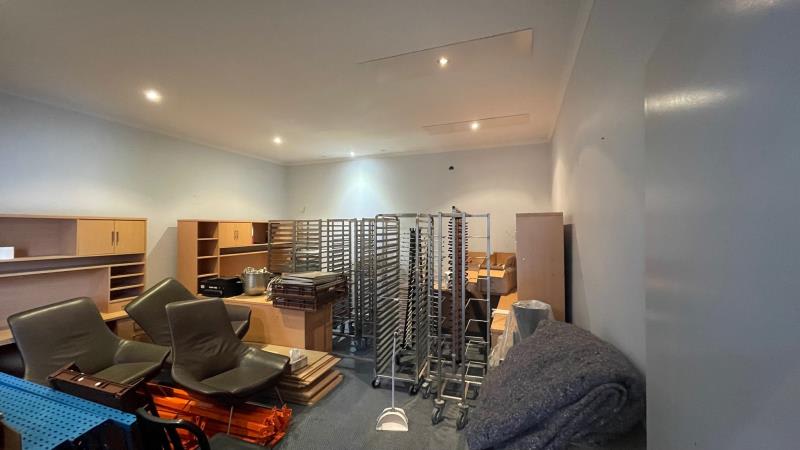 Click to view all images Unit 11/22-24 Redland Drive Mitcham VIC 3132 - Image 3