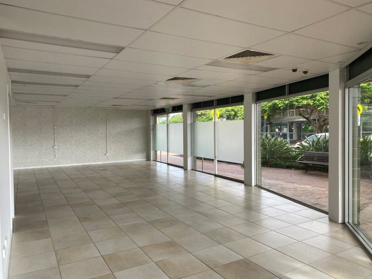 Click to view all images Shop 2/112-116 Bloomfield Street Cleveland QLD 4163 - Image 3