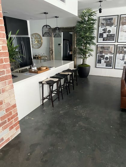 Click to view all images Level 1/443 Oxford Street Paddington NSW 2021 - Image 2