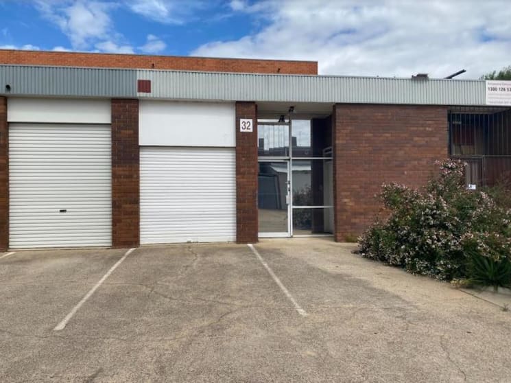 Click to view all images Unit 32/8 Gladstone Street Fyshwick ACT 2609 - Image 1