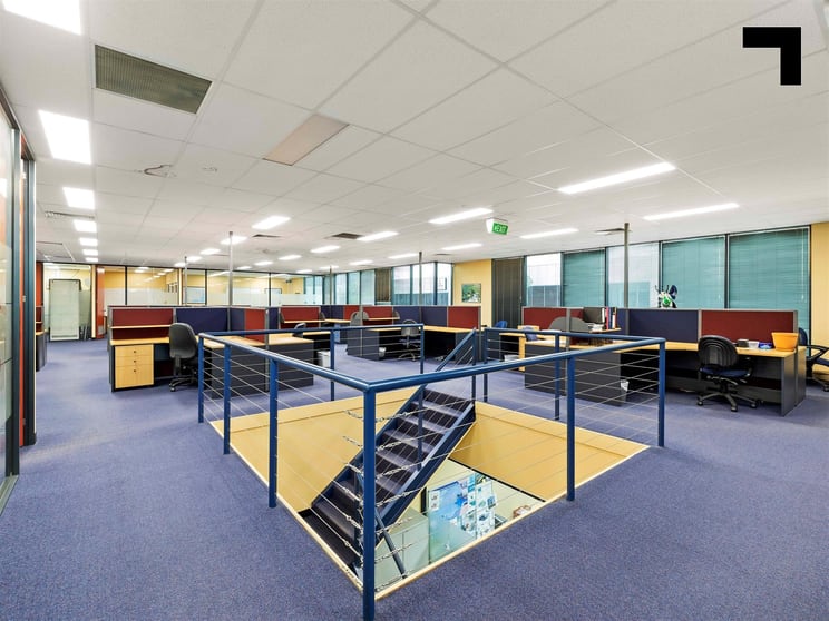 12/15 Howleys Road Notting Hill VIC 3168 - Image 2