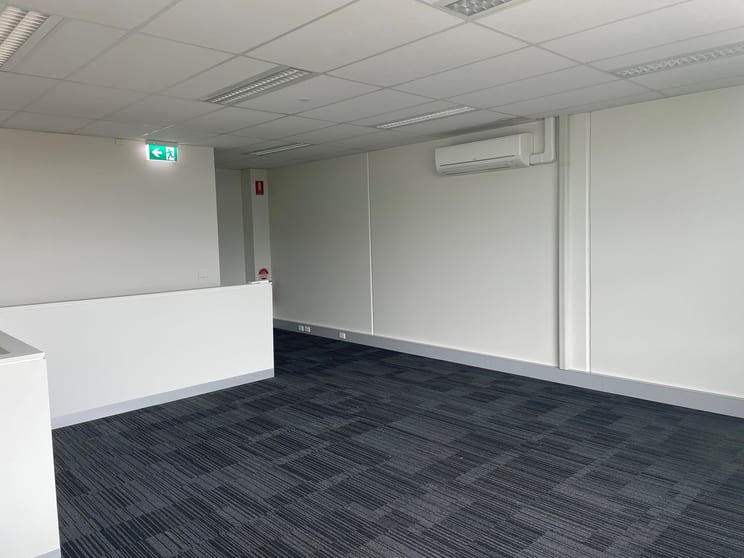 Click to view all images Unit 15 / 347 Bay Road Cheltenham VIC 3192 - Image 2