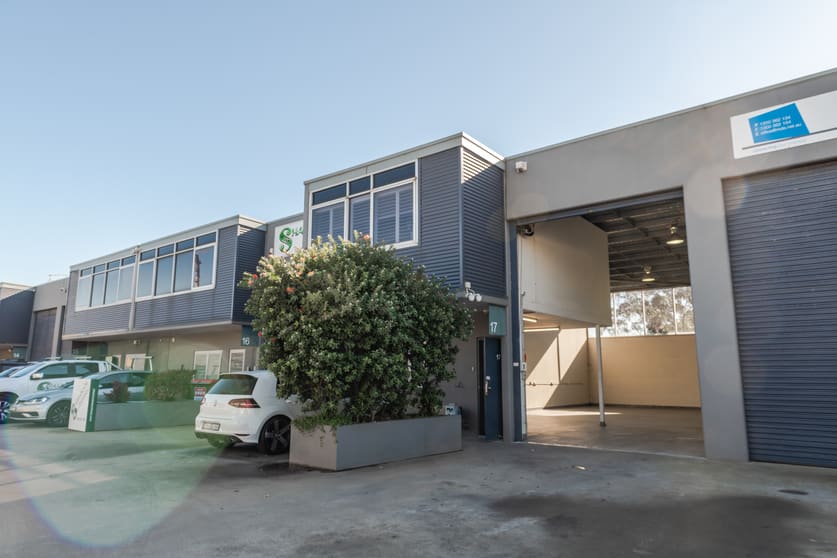 Click to view all images 17/15 Meadow Way Banksmeadow NSW 2019 - Image 1
