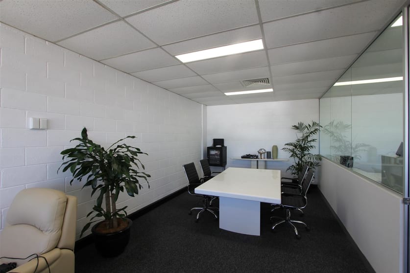 Click to view all images Suite 6/707 Forest Road Peakhurst NSW 2210 - Image 3