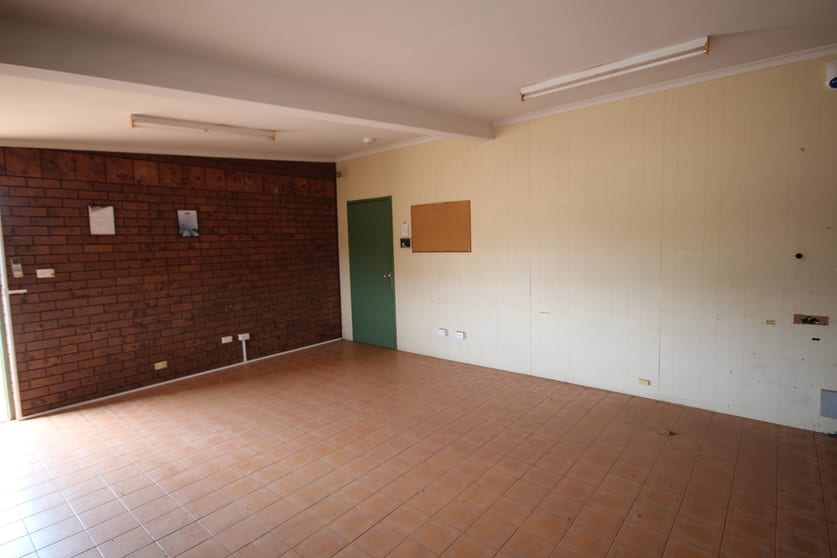 Click to view all images 2/50 Crawford Street Katherine NT 0850 - Image 3