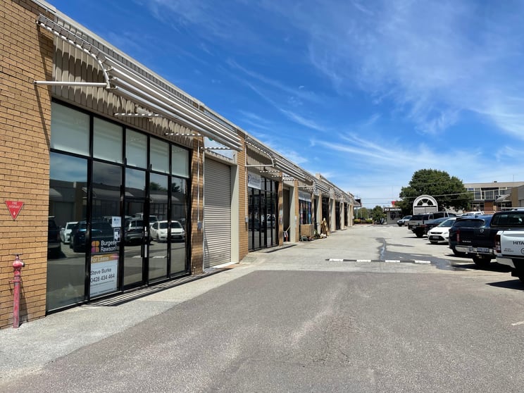 Click to view all images 16/157 Gladstone Street Fyshwick ACT 2609 - Image 1