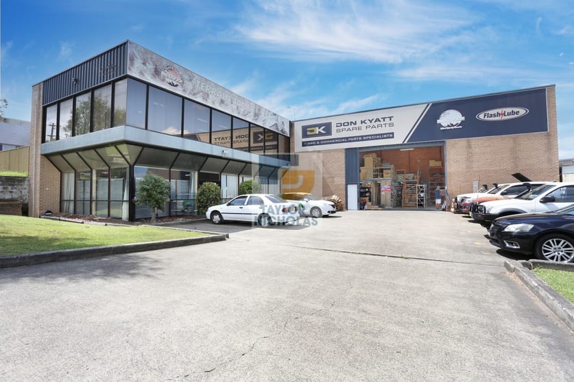 Click to view all images 63 Powers Road Seven Hills NSW 2147 - Image 1
