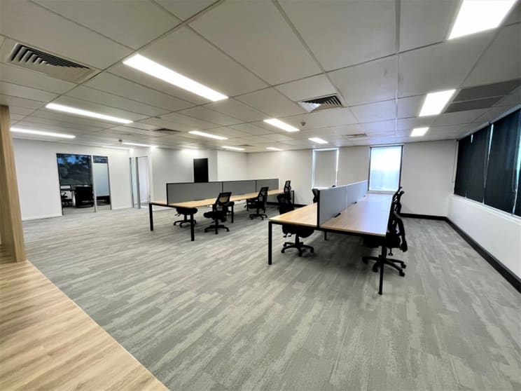Click to view all images 31/3-15 Dennis Road Springwood QLD 4127 - Image 1