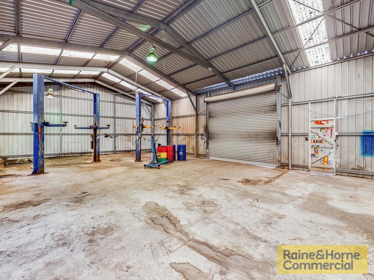 Click to view all images 535 Gympie Road Kedron QLD 4031 - Image 3