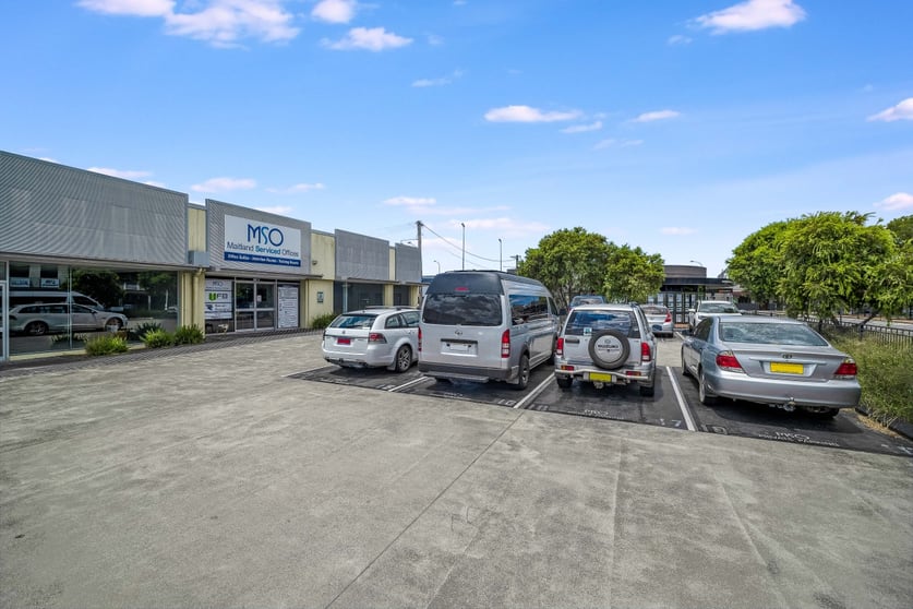 3/12 Ken Tubman Drive Maitland NSW 2320 - Image 2