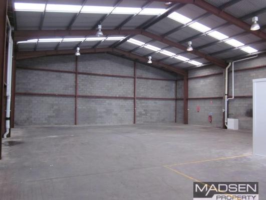 Click to view all images 11 Annie Street Coopers Plains QLD 4108 - Image 3