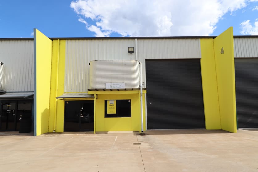 Click to view all images Unit 4/6-8 Production Court Wilsonton QLD 4350 - Image 1