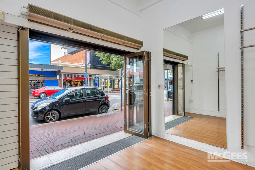 Click to view all images 1/47 Jetty Road Glenelg SA 5045 - Image 3