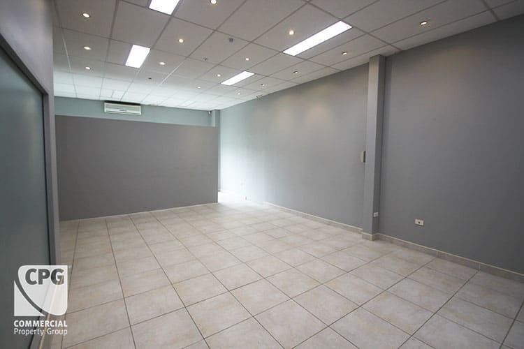 Click to view all images 5/228 Chapel Road Bankstown NSW 2200 - Image 1