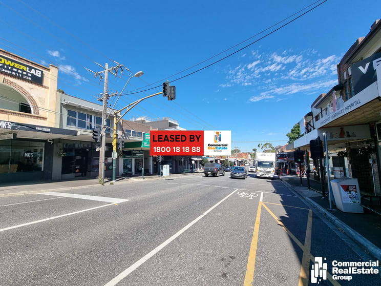 Click to view all images 256 Lower Heidelberg Road Ivanhoe East VIC 3079 - Image 1
