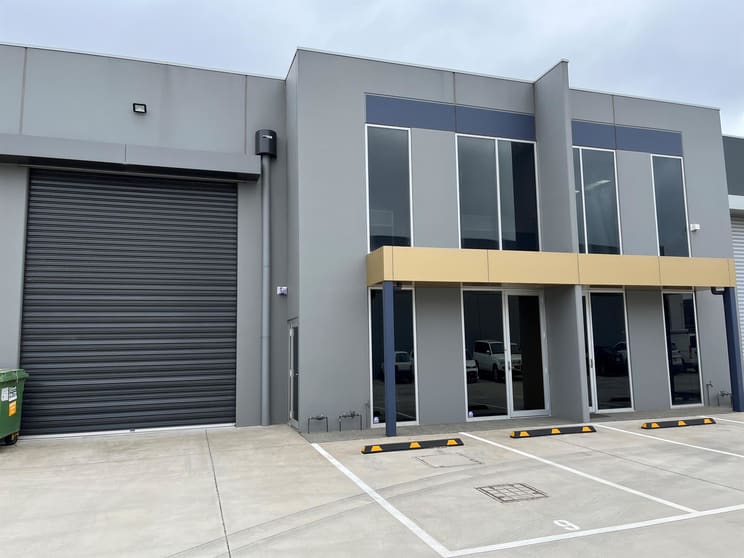 Click to view all images 9/7 Samantha Court Knoxfield VIC 3180 - Image 1