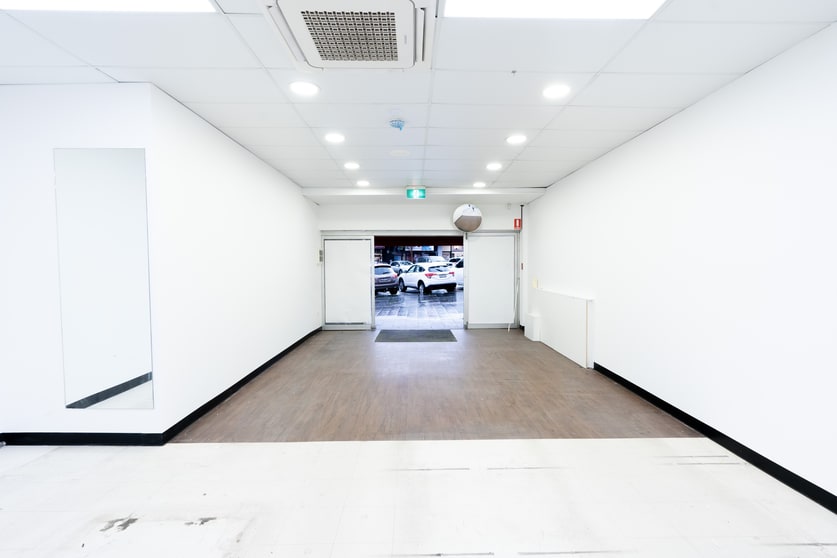 Click to view all images 26 Gymea Bay Road Gymea NSW 2227 - Image 2