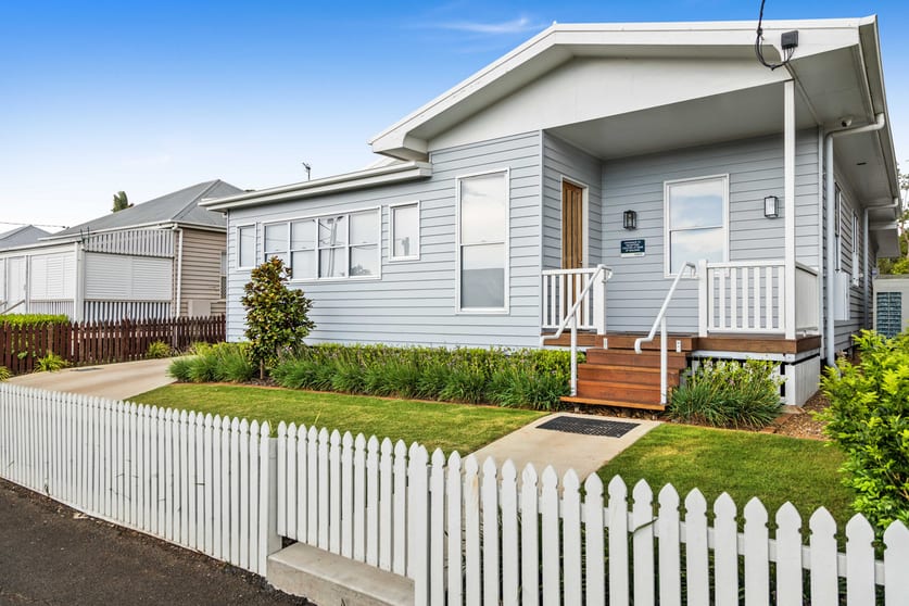 Click to view all images 27 Clifford Street Toowoomba City QLD 4350 - Image 3