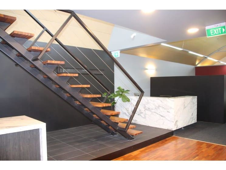 Click to view all images 131 Victoria Avenue Albert Park VIC 3206 - Image 2