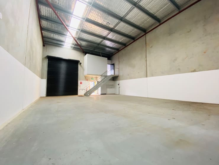 Click to view all images 31/35 Five Islands Road Port Kembla NSW 2505 - Image 1