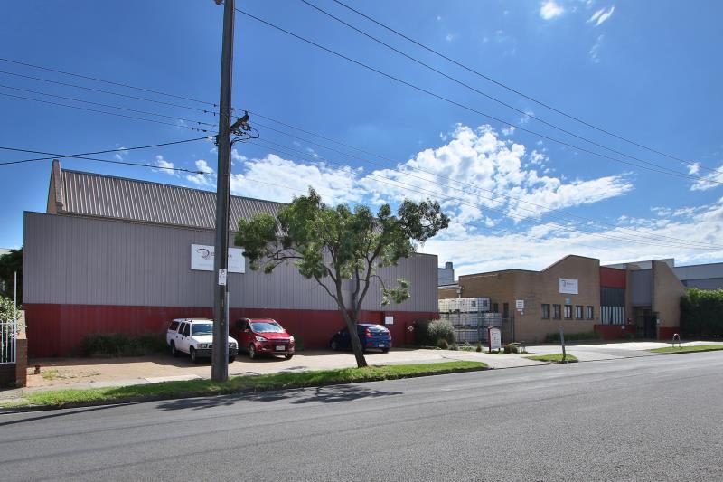 Click to view all images 3-7 Syme Street Brunswick VIC 3056 - Image 2