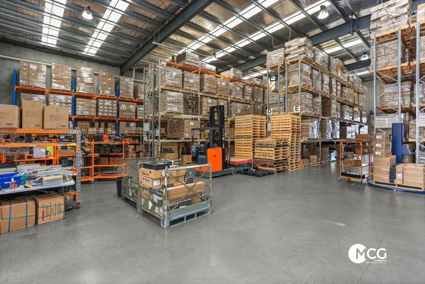Click to view all images 7 Hammer Court Hoppers Crossing VIC 3029 - Image 3