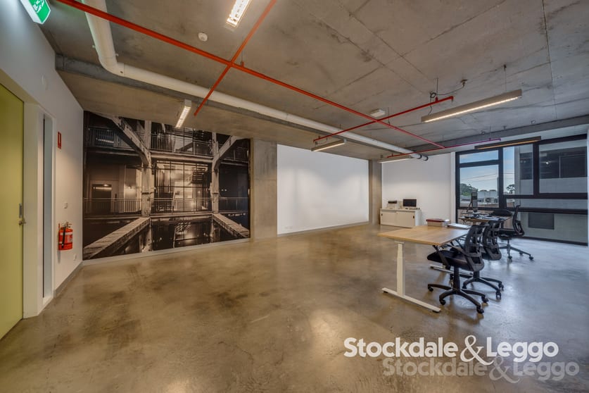 Click to view all images 212/15-87 Gladstone Street South Melbourne VIC 3205 - Image 3