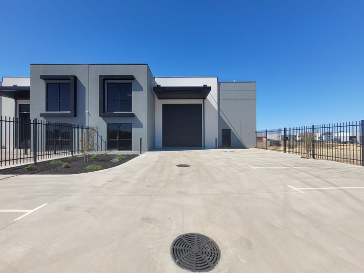 Click to view all images 40 Volcanic Loop Wangara WA 6065 - Image 2